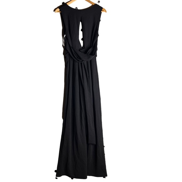 COPY - Lulus Make Memories Black Plunge Sleeveless Wide Leg Jumpsuit - Picture 8 of 12